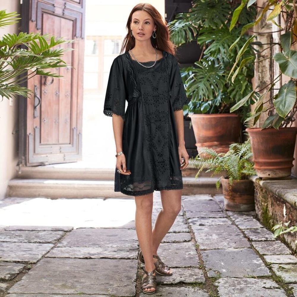 Euc Sundance Bella Notte Black Floral Eyelet Embroidered Mini Dress In Med